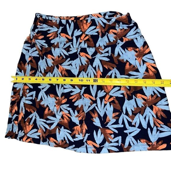 L.L. BEAN Printed Beech Point Skirt Size Small - Picture 8 of 9